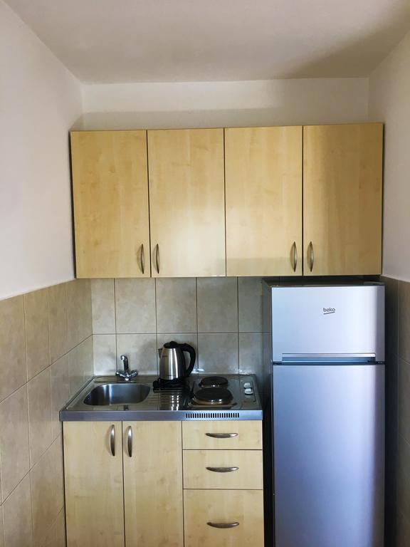Milmaris Apartments Tivat Exterior photo